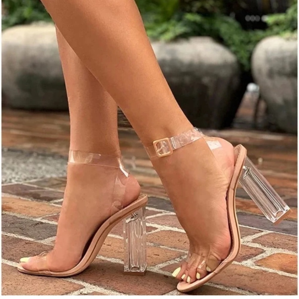 NWOT Cape Robbin Maria-2 Clear Nude Chunky Block High Heels Open Toes Size 10